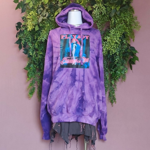 Playboy Bunny Daisy Lee Hoodie - Picture 1 of 4